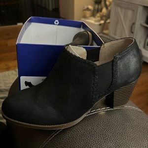 Brand new Life Stride Velocity with Memory Foam black dress shoes